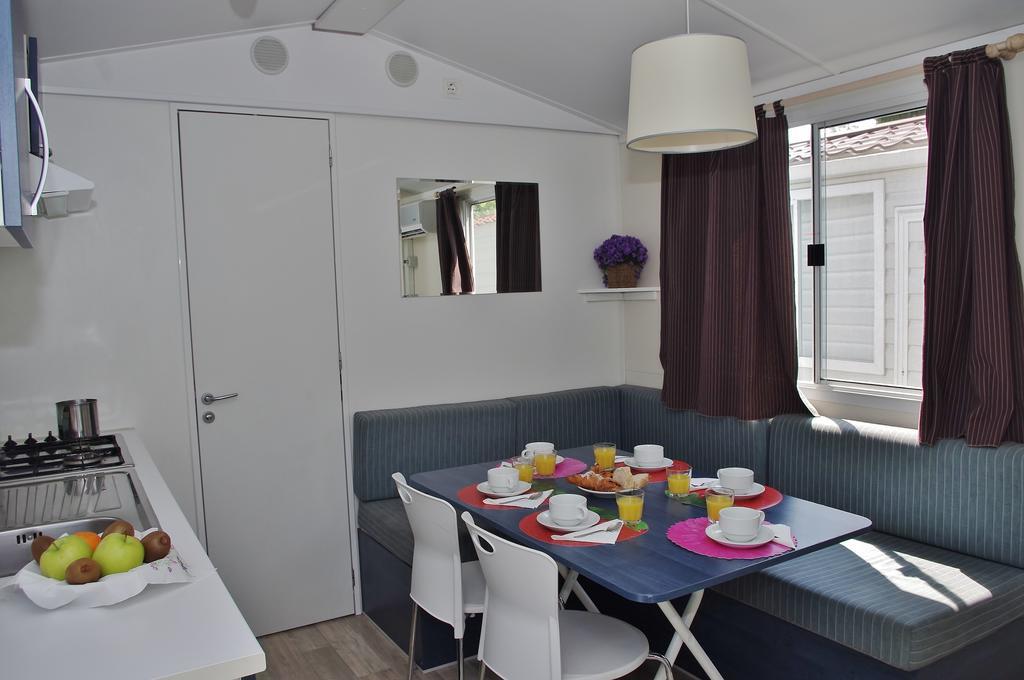 Happy Camp Mobile Homes In Thurium Villaggio 4*