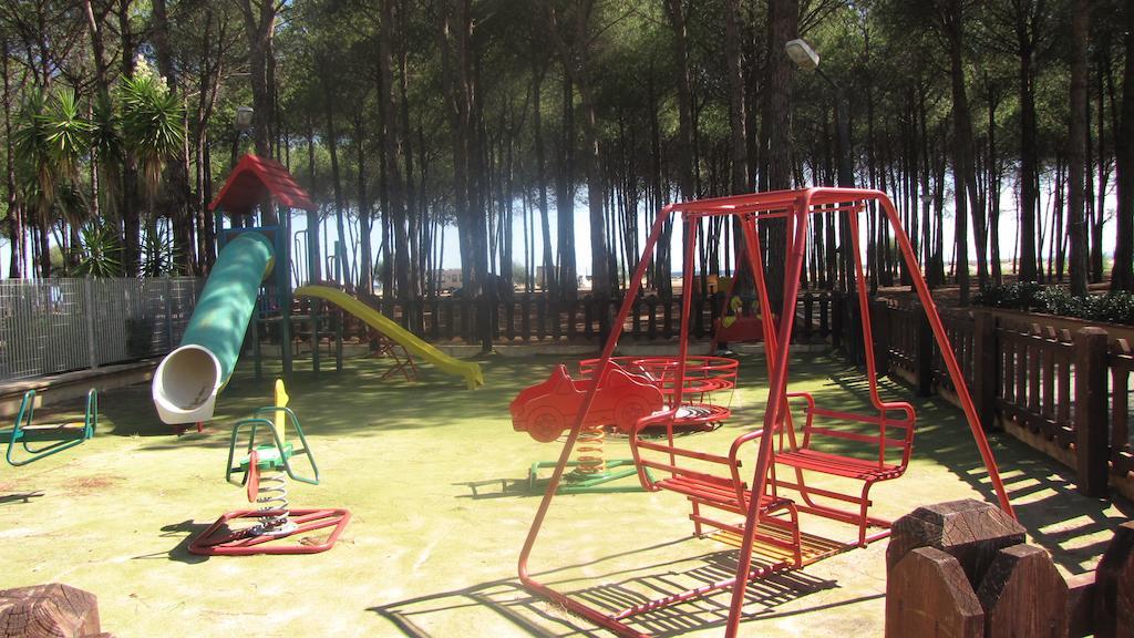 Camping Happy Camp Mobile Homes In Thurium Villaggio 4*