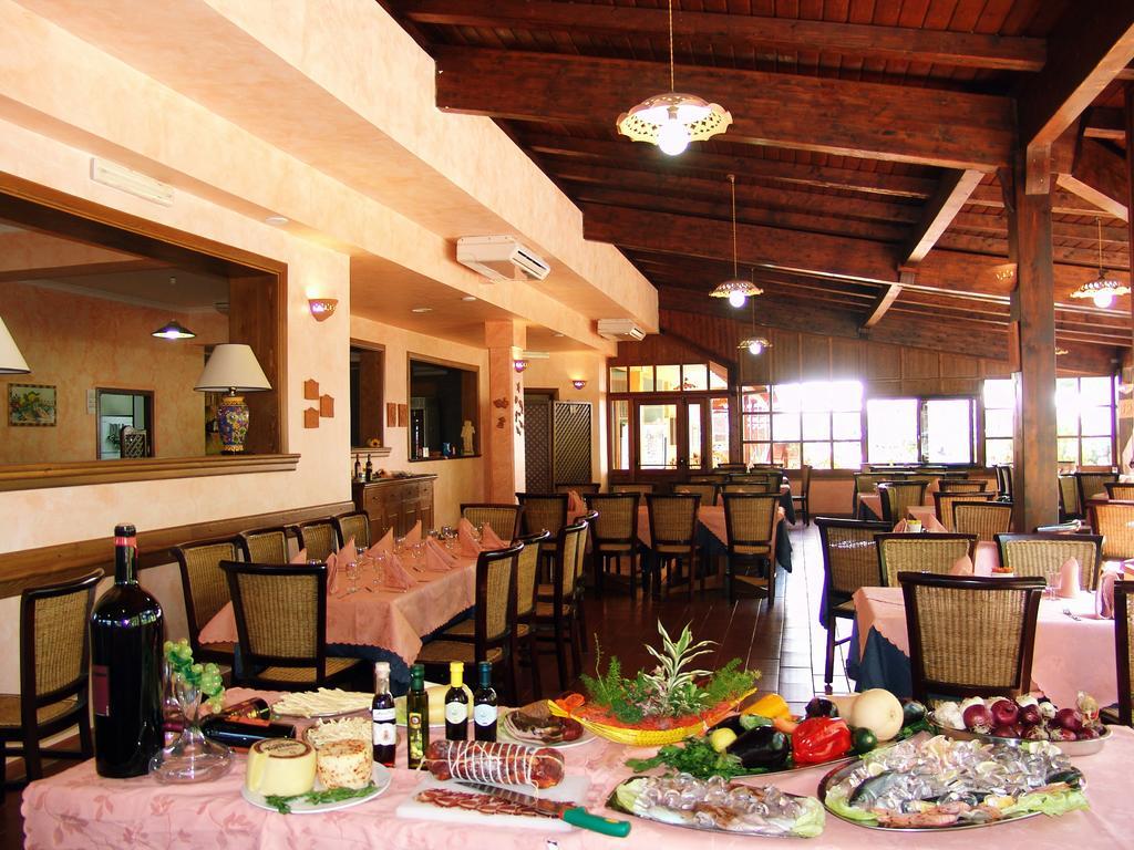 Camping Happy Camp Mobile Homes In Thurium Villaggio 4*